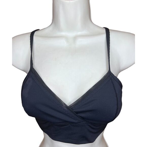 Lululemon Black & Mesh Pullover Bralette Size 8 - Picture 1 of 4